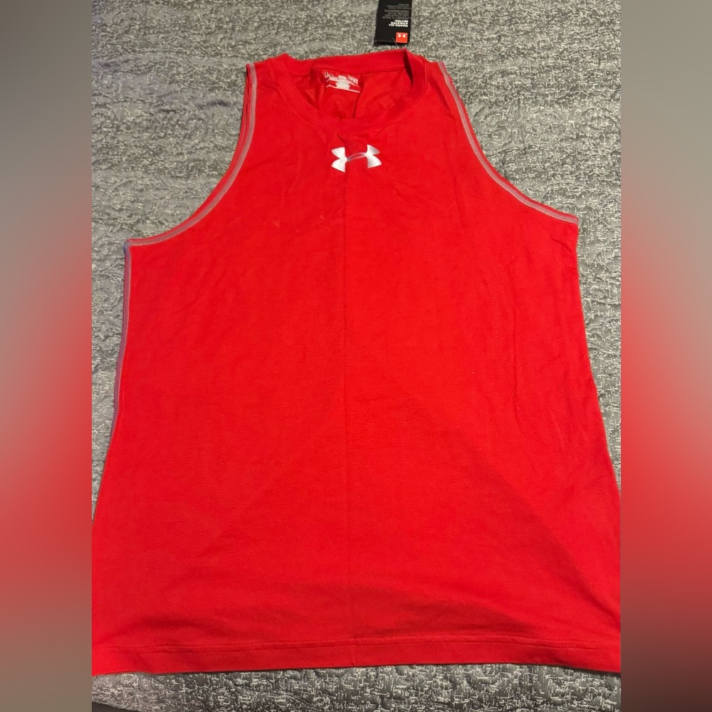 Under Armour tank - men’s size L - red